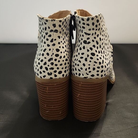 SERRA ANKLE MID HEEL SLIP-ON POINTED TOE ZIP CLOSURE BOOTIE - Picture 7 of 16